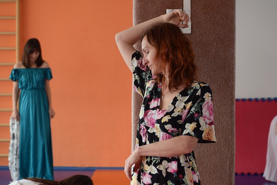 Prvky tradičných MAĎARSKÝCH ĹUDOVÝCH TANCOV A ĹUDOVÝCH HIER v tanečno - pohybovej terapii