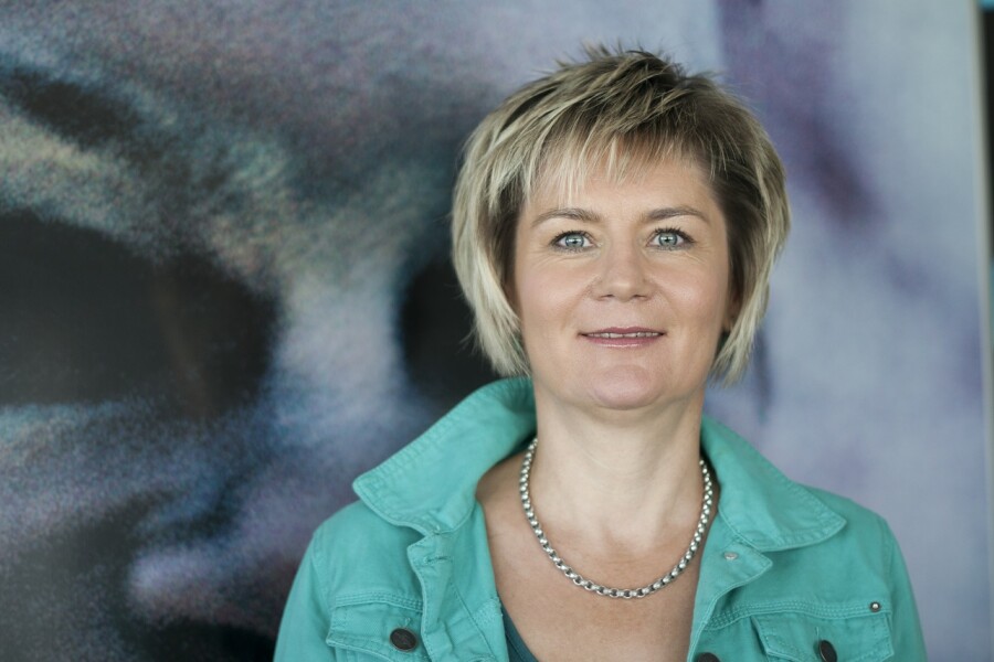 MAGIE BAREV – jejich harmonizující a terapeutický účinek (online)