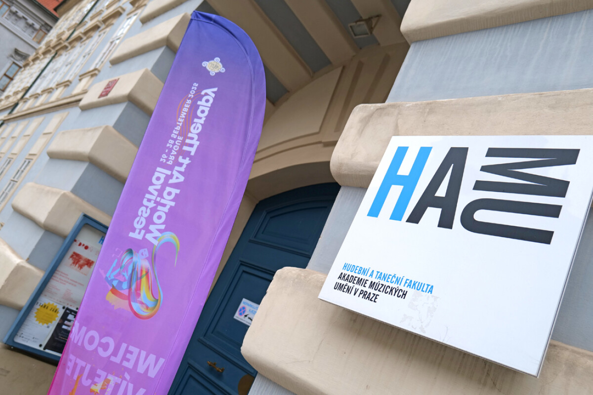 WORLD FESTIVAL OF ART THERAPIES